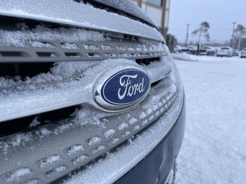 Used 2012 Ford Taurus SEL image 24