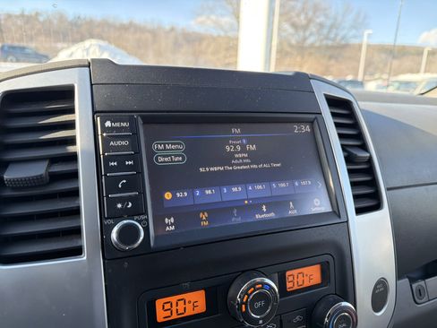 Certified 2021 Nissan Frontier SV image 18