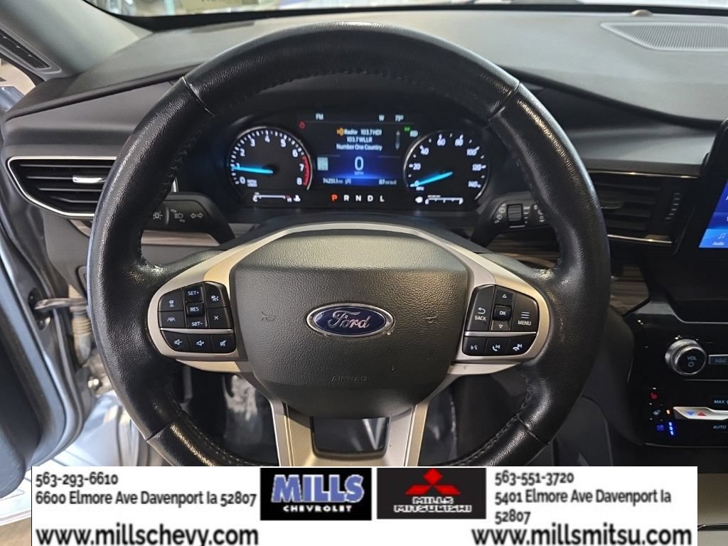 Used 2022 Ford Explorer Limited AWD/4WD image 9