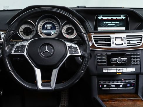 Used 2015 Mercedes-Benz E 350 4MATIC Sedan image 14