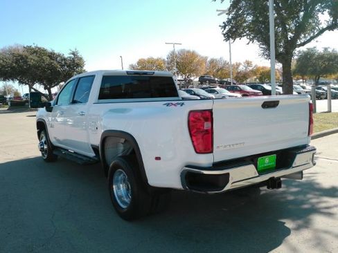 Used 2020 Chevrolet Silverado 3500 LTZ w/ LTZ Texas Edition image 9