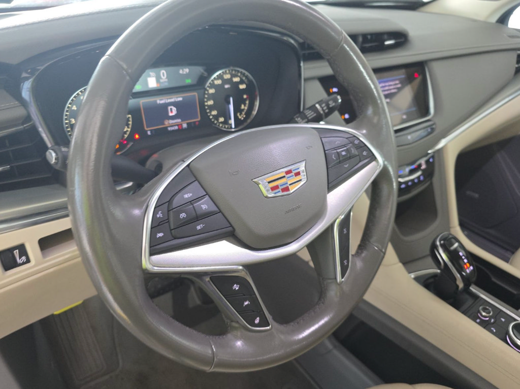 Used 2020 Cadillac XT5 Premium Luxury AWD/4WD image 5