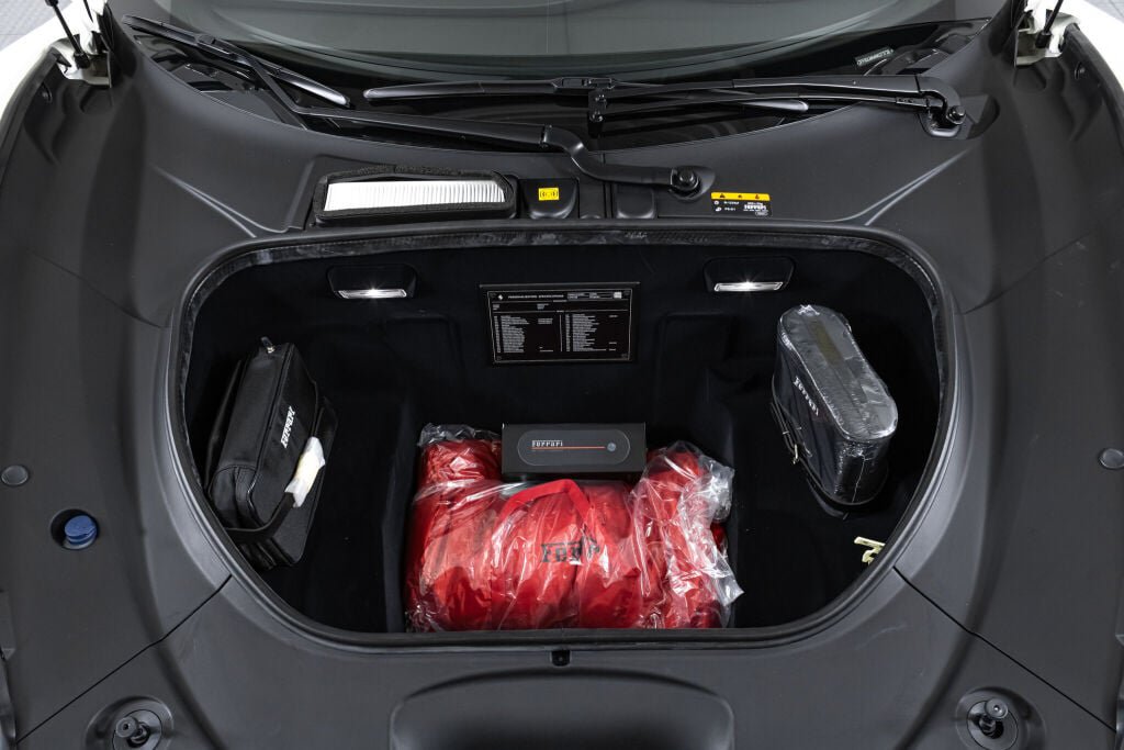 Used 2022 Ferrari F8 Tributo RWD image 54