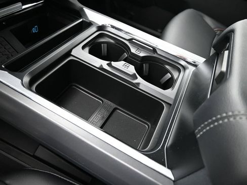 New 2025 Ford F250 Lariat w/ Lariat Ultimate Package image 32