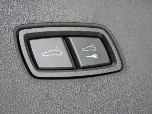 Certified 2024 Porsche Cayenne AWD/4WD image 47