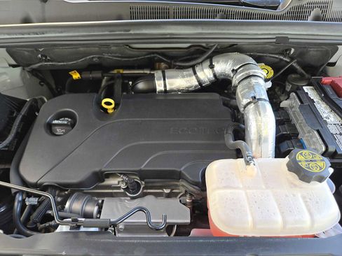 Certified 2022 Chevrolet Trax LT w/ LT Convenience Package image 29