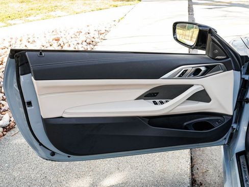 Used 2023 BMW 440i xDrive Convertible w/ Premium Package image 15