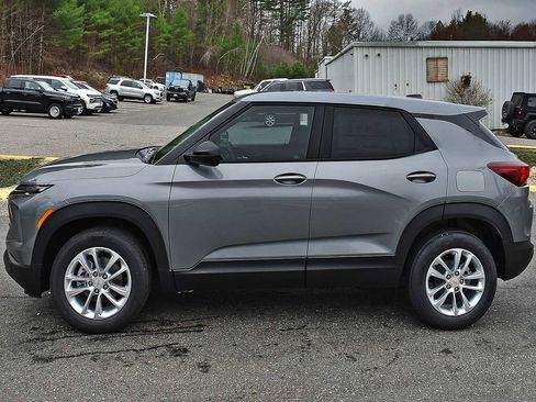 New 2026 Chevrolet TrailBlazer LS image 4