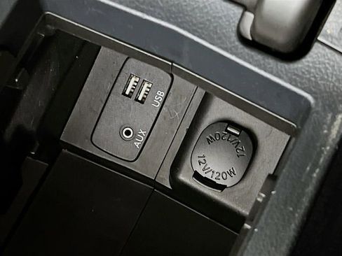 Used 2016 Subaru Crosstrek 2.0i Limited image 19