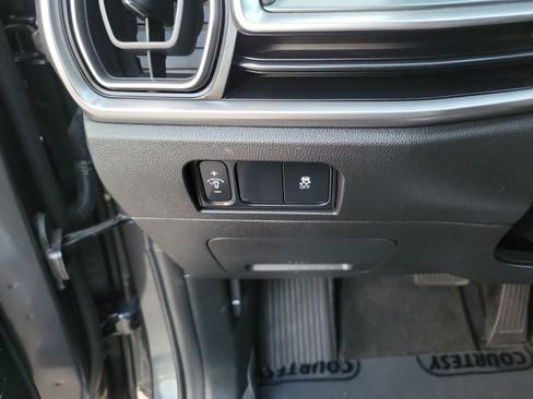 Certified 2024 Kia Sorento S AWD/4WD image 27
