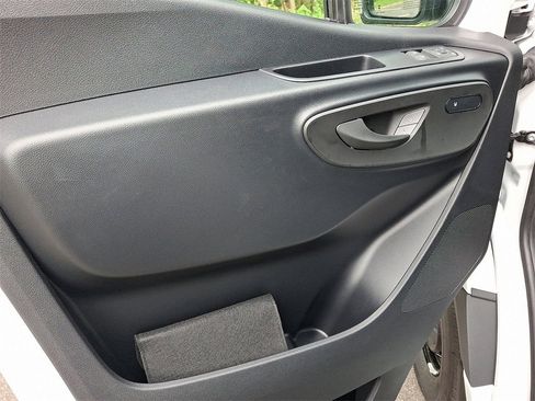 New 2025 Mercedes-Benz Sprinter 2500 image 9