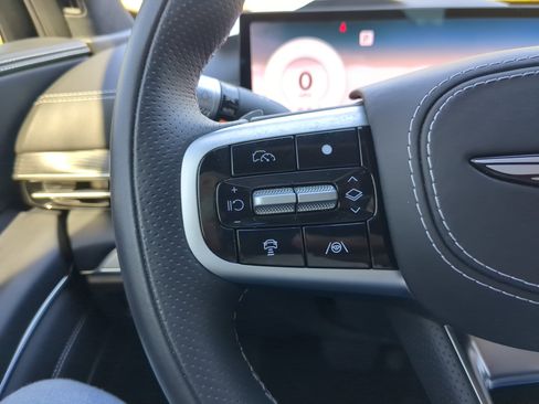 Used 2025 Genesis GV80 3.5T image 32