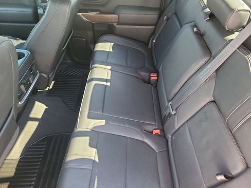 Used 2022 Chevrolet Silverado 2500 High Country w/ Technology Package AWD/4WD image 31