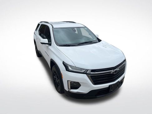 Used 2023 Chevrolet Traverse LT w/ Midnight/Sport Edition image 40