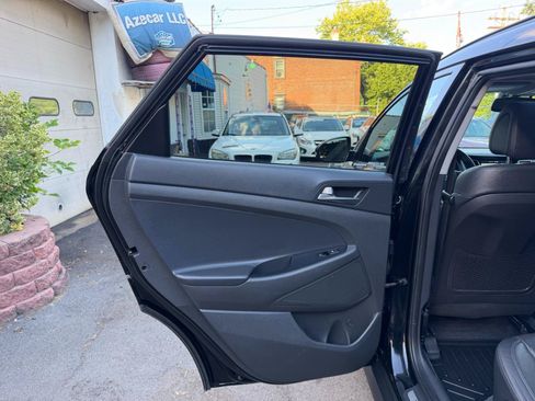 Used 2016 Hyundai Tucson Limited w/ Option Group 03 AWD/4WD image 31