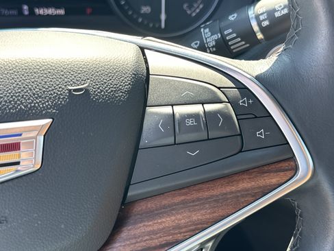 Used 2024 Cadillac XT5 Premium Luxury w/ Technology Package image 28