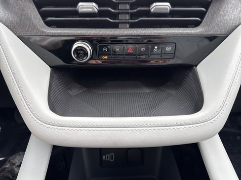 New 2026 Ford Explorer Platinum w/ LUX Leather Package image 34