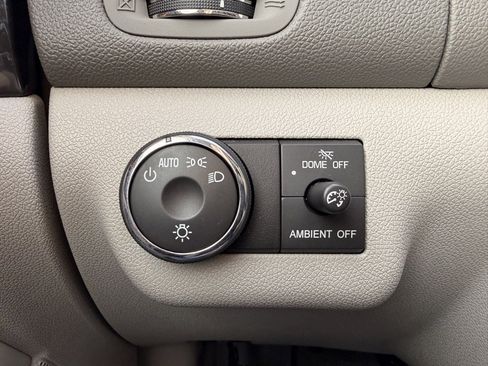 Used 2016 Buick Enclave Leather image 17