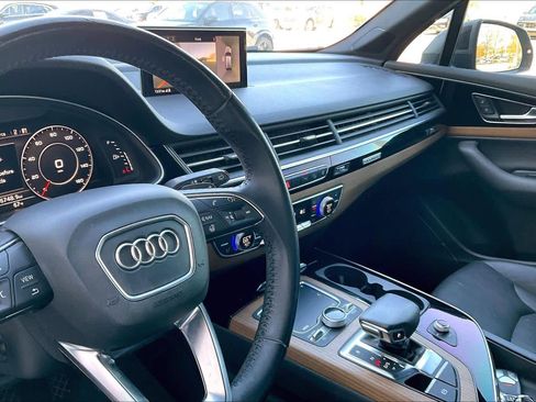Used 2017 Audi Q7 3.0T Prestige image 16
