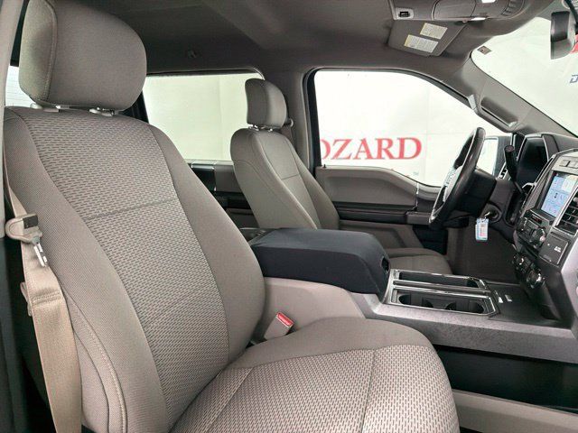 Used 2017 Ford F150 XLT w/ Equipment Group 302A Luxury AWD/4WD image 33