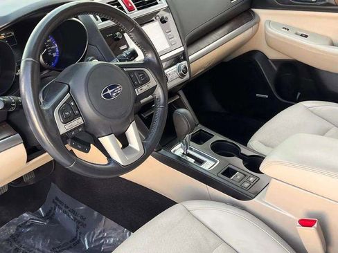 Used 2016 Subaru Outback 3.6R Limited AWD/4WD image 8
