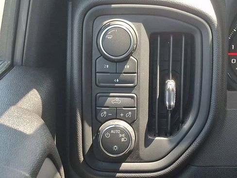 Certified 2026 Chevrolet Silverado 2500 Custom w/ Custom Convenience Package AWD/4WD image 25