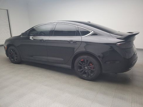 Used 2015 Chrysler 200 Limited w/ Convenience Group FWD image 3