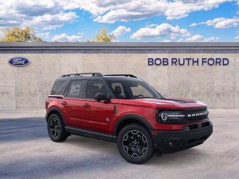 New 2025 Ford Bronco Sport Outer Banks w/ Outer Banks Tech Package+ AWD/4WD image 2