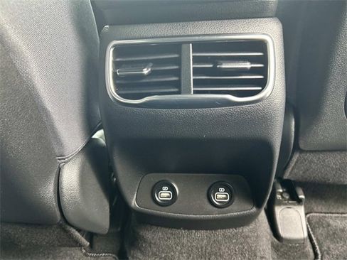 Certified 2022 Hyundai Santa Fe XRT image 16