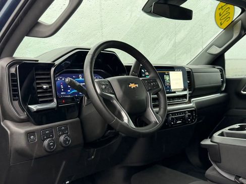 Used 2024 Chevrolet Silverado 1500 LT AWD/4WD image 12