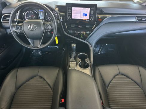 Used 2024 Toyota Camry SE FWD image 12