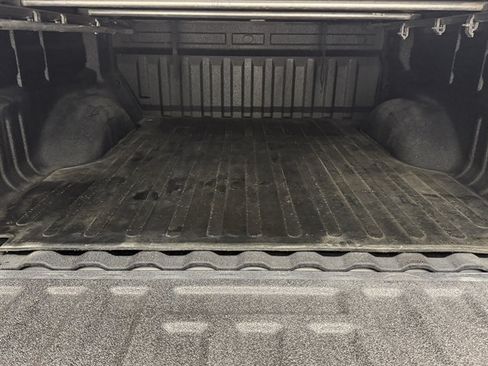 Used 2019 Chevrolet Colorado Z71 AWD/4WD image 16