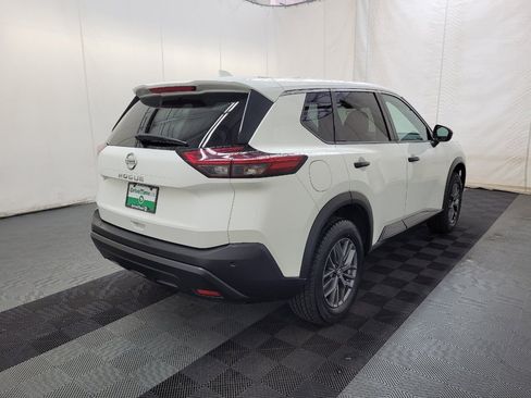 Used 2021 Nissan Rogue S FWD image 9