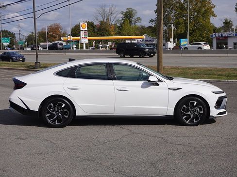 Used 2024 Hyundai Sonata SEL image 18