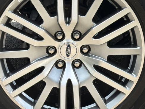 Used 2023 Ford Expedition Max Limited AWD/4WD image 5