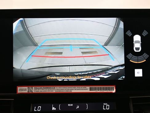 Used 2025 Toyota Sienna XLE w/ XLE Plus Package image 21