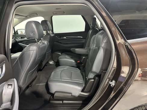 Used 2018 Buick Enclave Premium AWD/4WD image 19