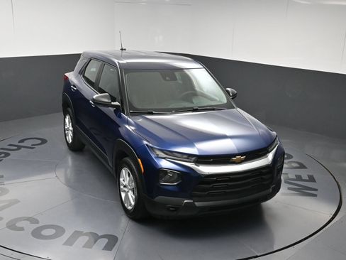 Used 2023 Chevrolet TrailBlazer LS FWD image 31