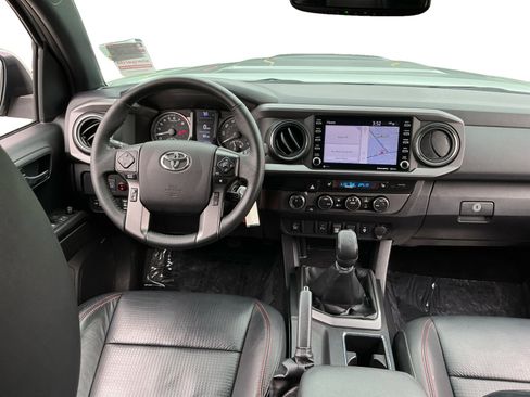 Used 2021 Toyota Tacoma TRD Pro AWD/4WD image 14