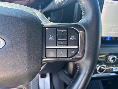 Used 2025 Ford F250 Platinum AWD/4WD image 30