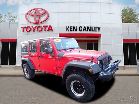 Used 2018 Jeep Wrangler Unlimited Sport image 1