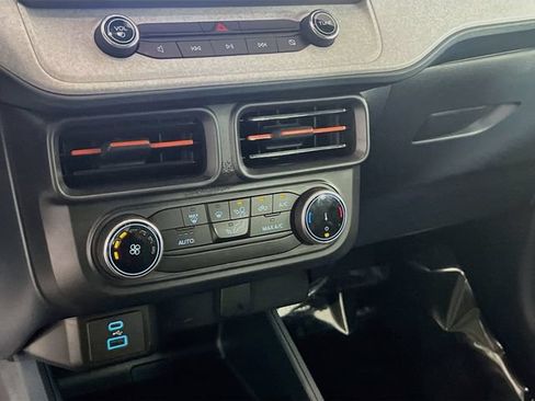 Used 2024 Ford Maverick XLT FWD image 14