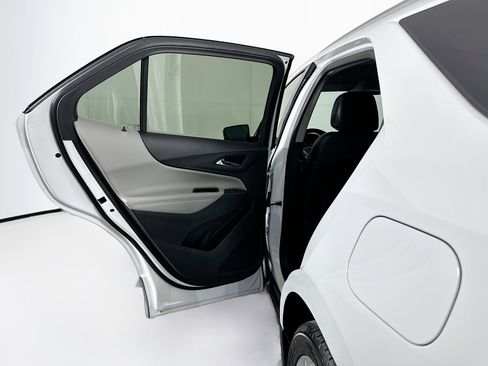 Used 2019 Chevrolet Equinox Premier image 27