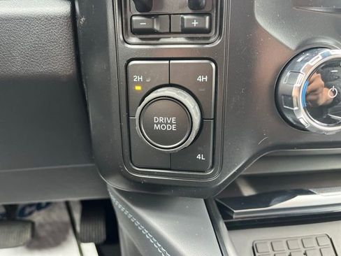 Used 2026 Ford F250 Platinum AWD/4WD image 11