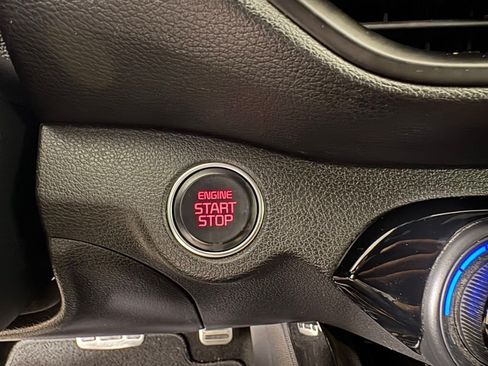 Used 2022 Kia Forte GT w/ GT Technology Package FWD image 27