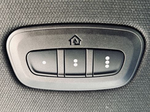 Used 2021 RAM 1500 Big Horn image 41