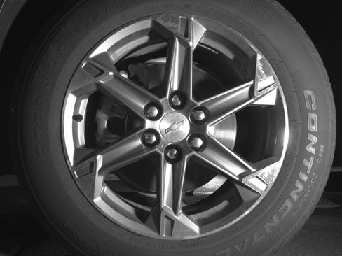 Used 2025 Chevrolet Blazer LT image 12