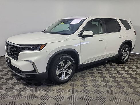 Certified 2025 Honda Pilot EX-L image 12