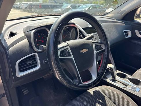Used 2011 Chevrolet Equinox LT w/ Driver Convenience Package FWD image 9