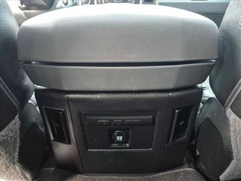Used 2018 RAM 1500 Big Horn AWD/4WD image 24